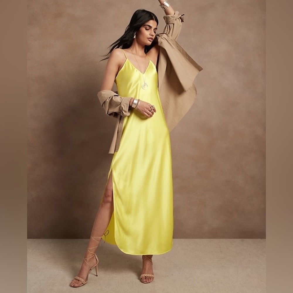 COPY - NWOT Banana Republic Dreamer Silk Maxi Dress yellow XS